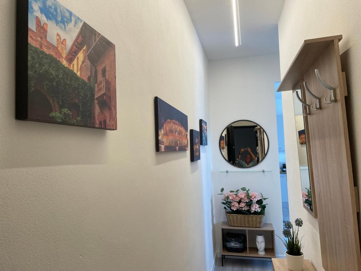 Appartement Residenza Il Melograno Fiera à Vérone Extérieur photo
